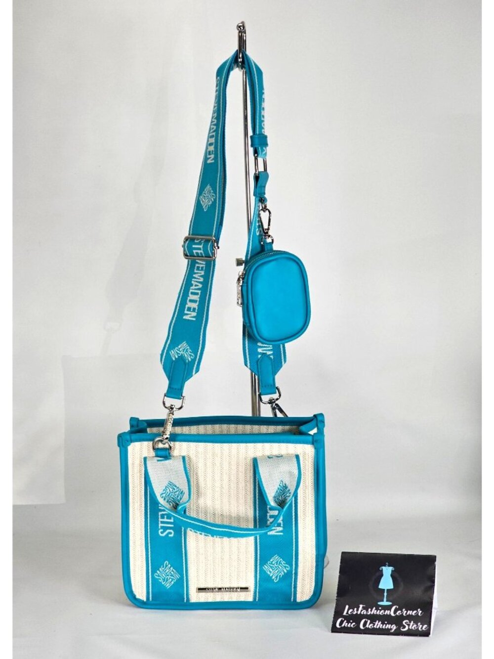 NWOT Steve Madden Women's Bwebbers Straw Crossbody Bag Air Pod Case Teal 293